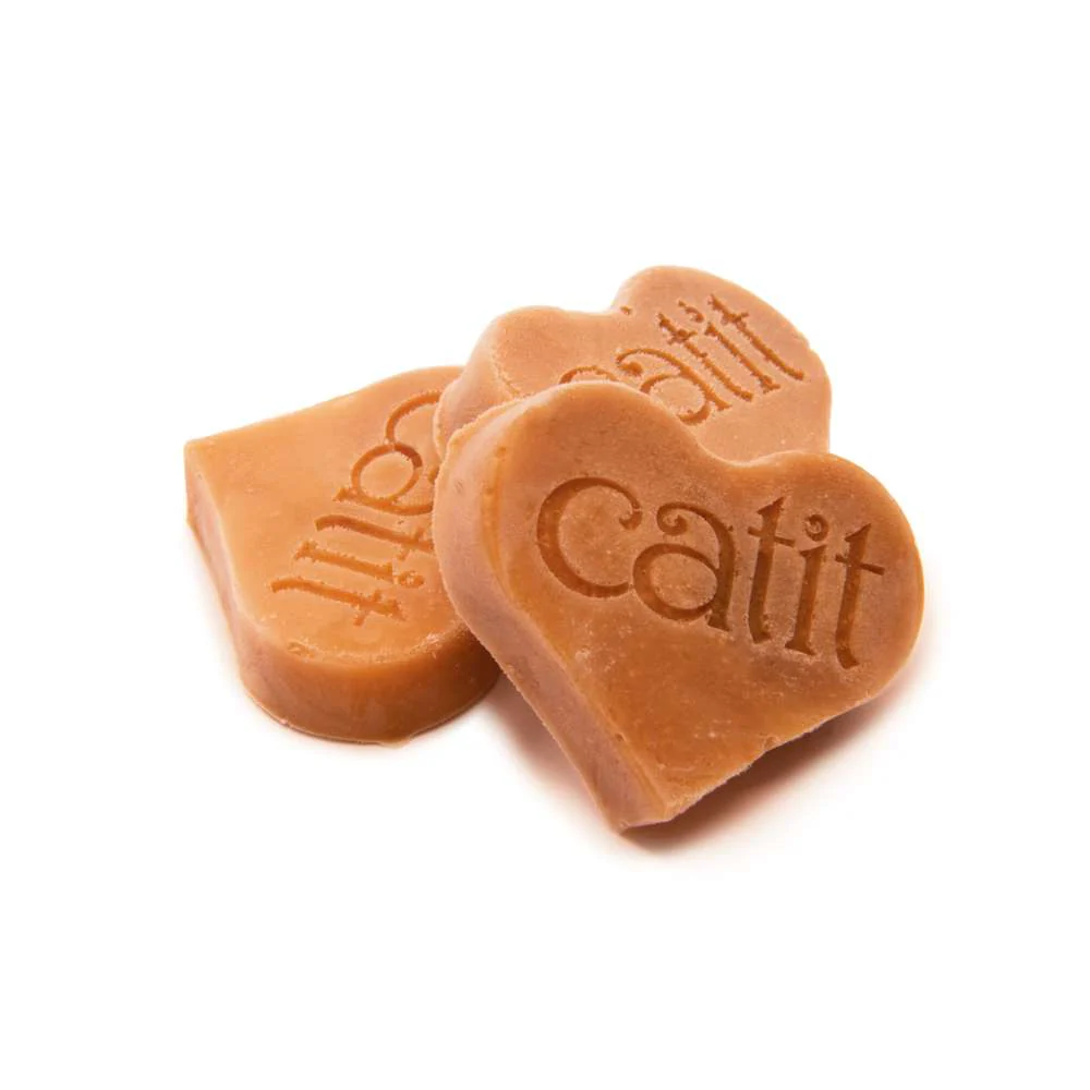 Catit Creamy Heart-Shaped Silicone Ice Tray - Image 7